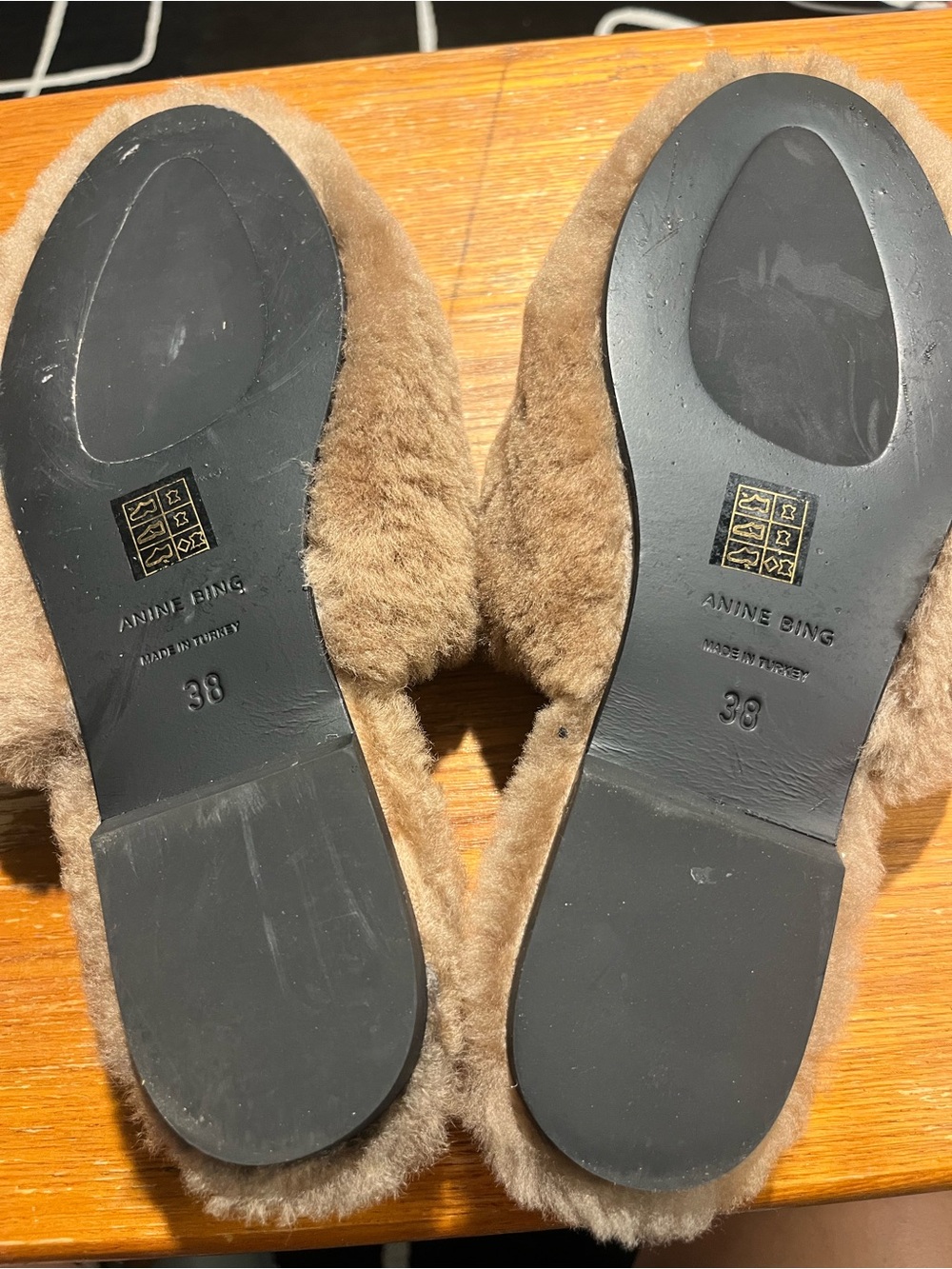Anine Bing Shearling Plush Slip on Loafers Mules Camel / Yellow Gold SZ 38 - Picture 8 of 11